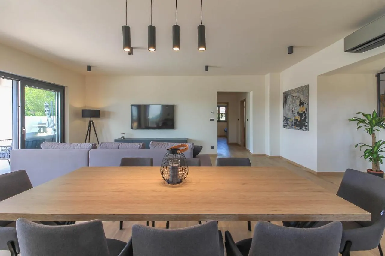 Modern Villa With Private Pool In Pula Croatia