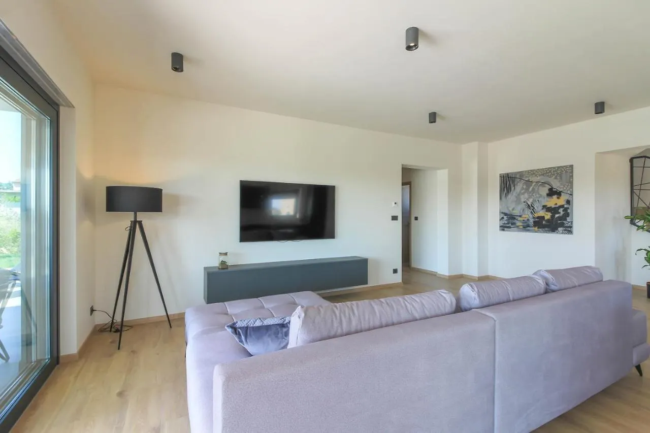 Modern Villa With Private Pool In Pula Croatia