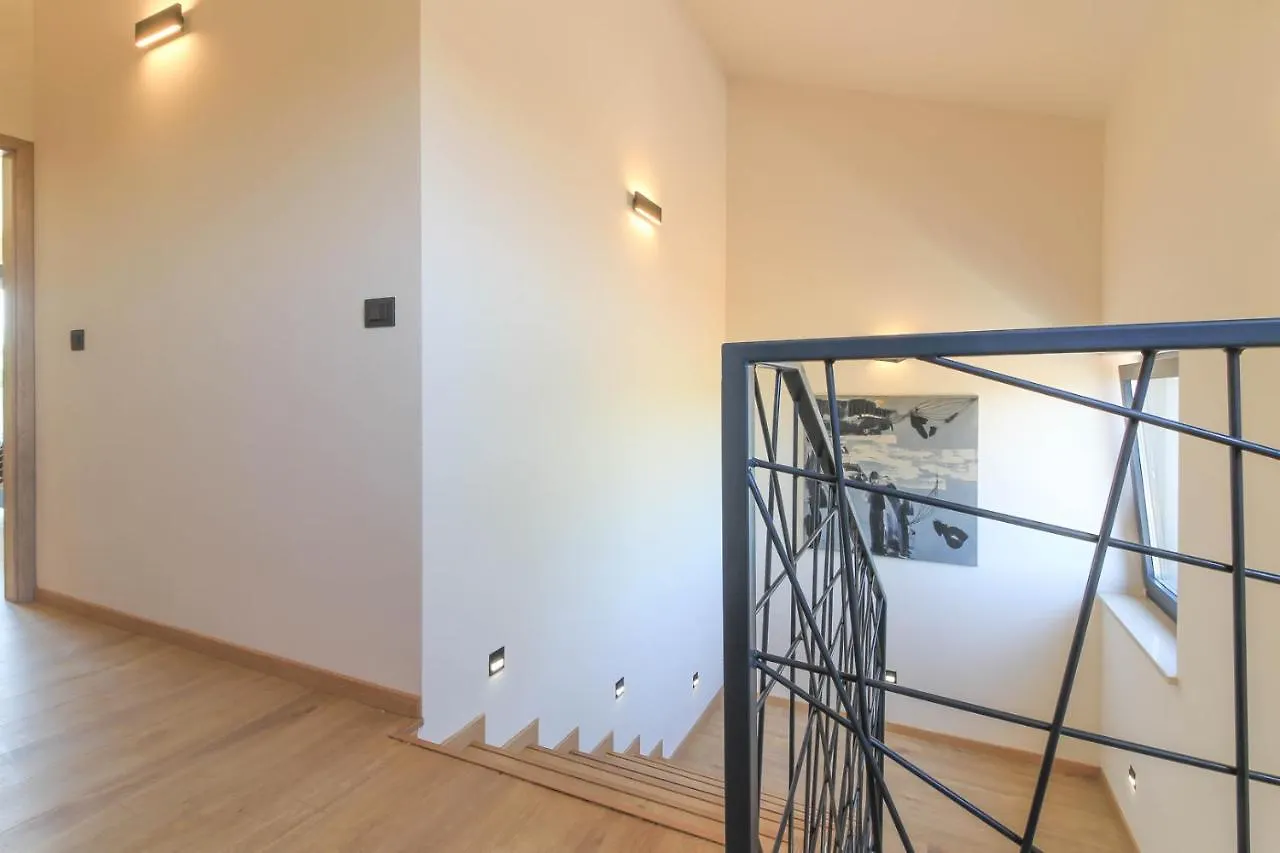 Modern Villa With Private Pool In Pula Croatia