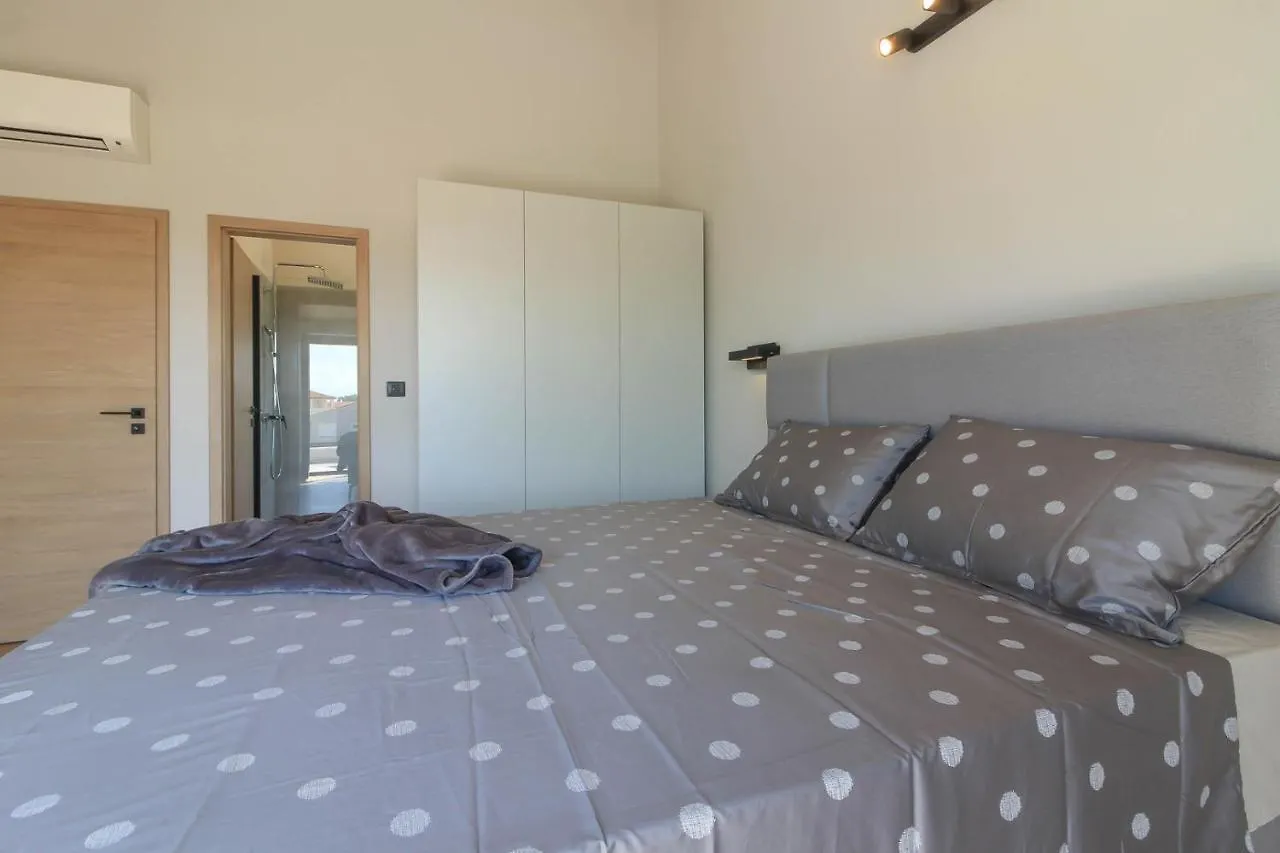 Modern Villa With Private Pool In Pula Croatia