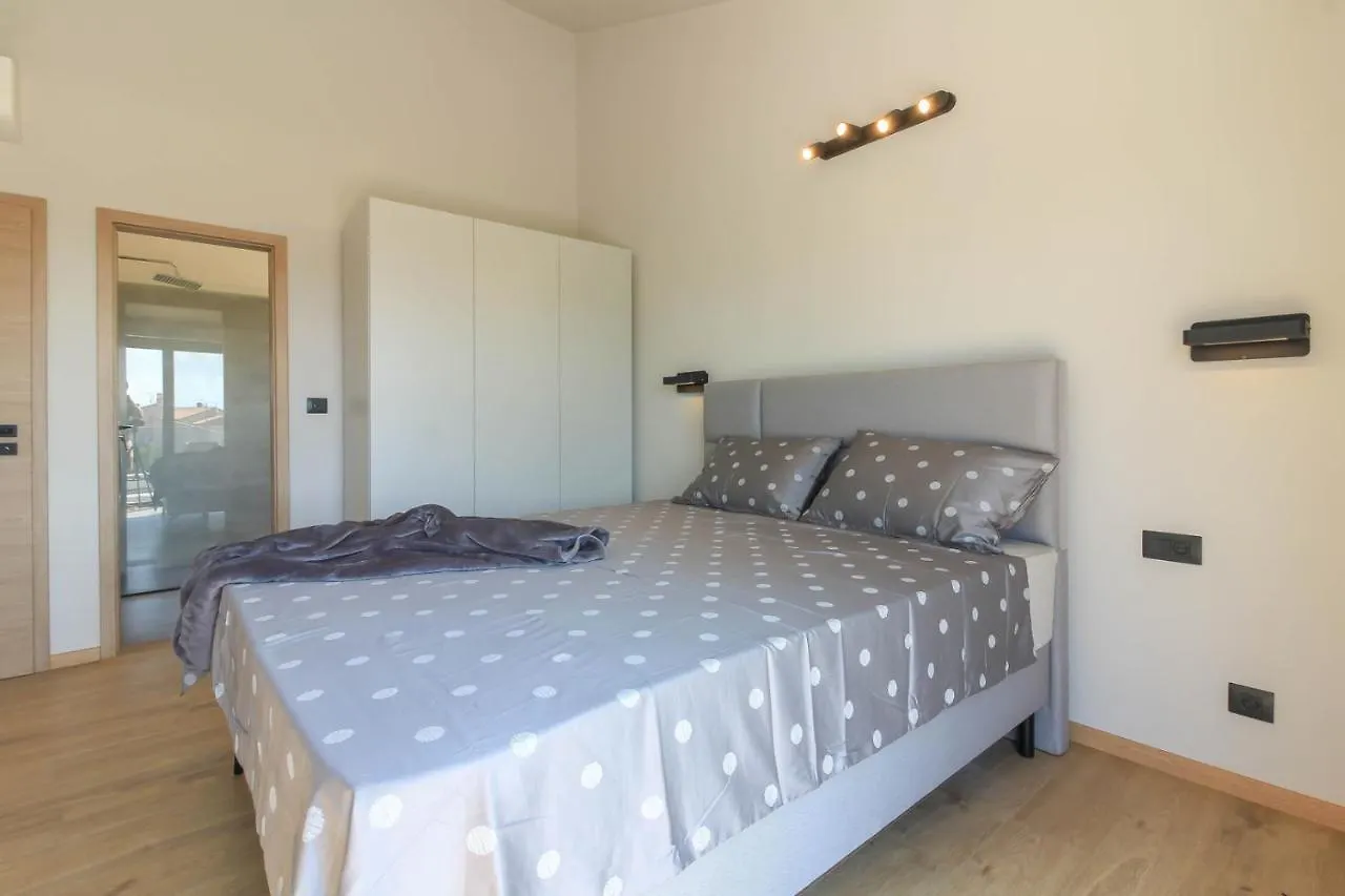 Modern Villa With Private Pool In Pula